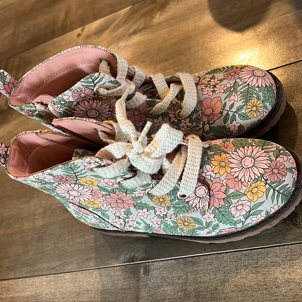Floral boots